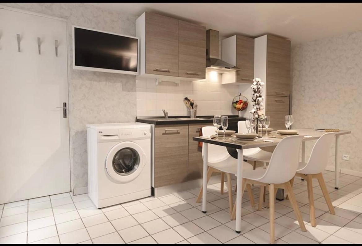 Appart Illy Cosy Et Confortable Saint-Etienne  Eksteriør bilde
